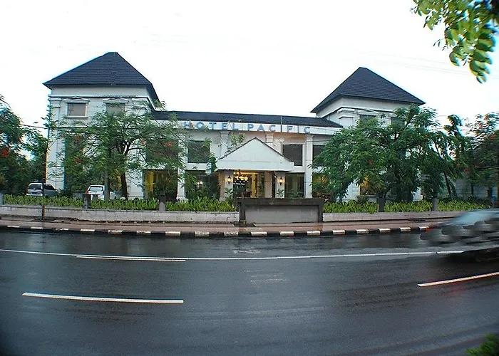 Hotel Pacific Surabaya